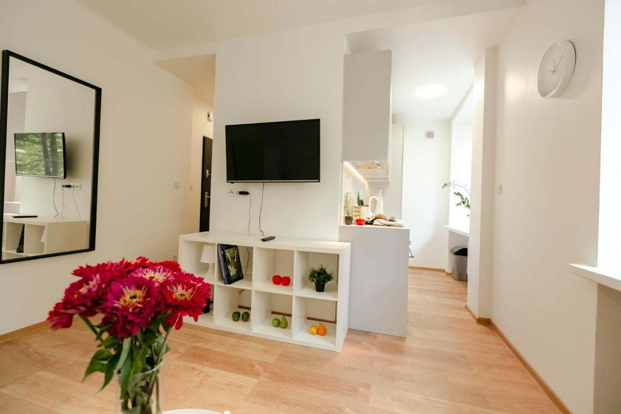 Jana Pawla II 36 - Bezplatny Podziemny Garaz - Free Parking - W Pelni Wyposazone Studio - Better Rental Warschau Exterior foto